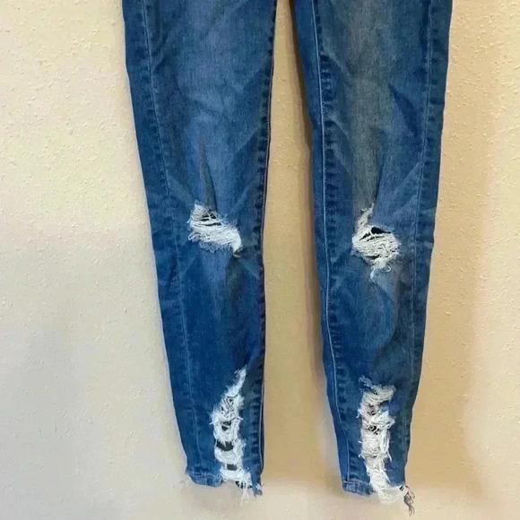 AMERICAN EAGLE Women’s Distressed Cropped Jeggings - Picture 3 of 10